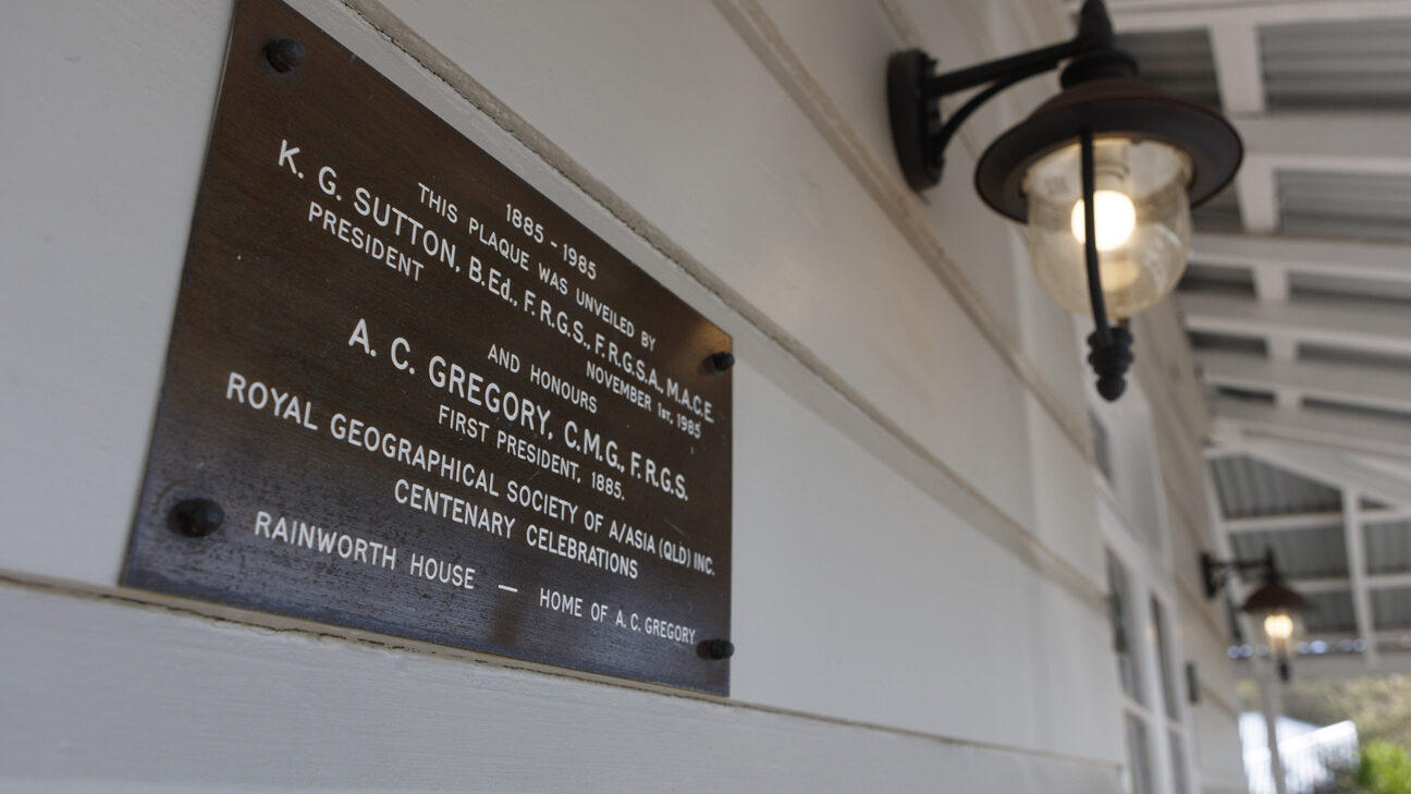 A plack denoting Rainworth House by the Royal Geographical Society of Australasia