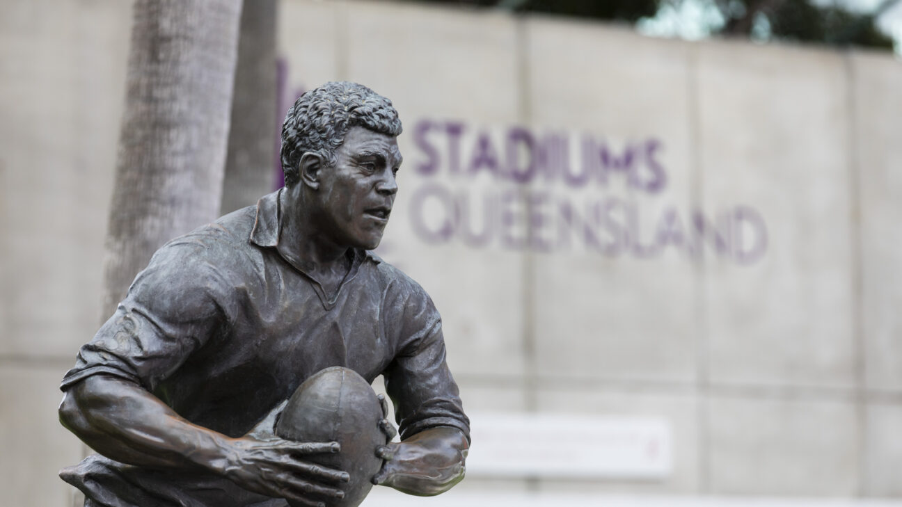 Statue of Mal Maninga State of Origin Champion at Suncorp Stadium